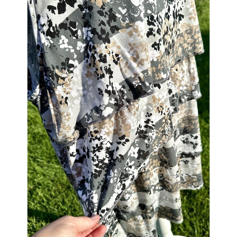 CROFT & BARROW Tiered Floral Sleeveless Top Sz 3X Black White Gray Beige Career - Picture 8 of 13